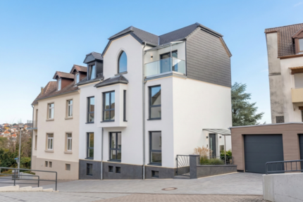 Haus Zweibrücken - 9 Zimmer, 246 m&sup2;, 225.000&euro; | Angebot:25483913