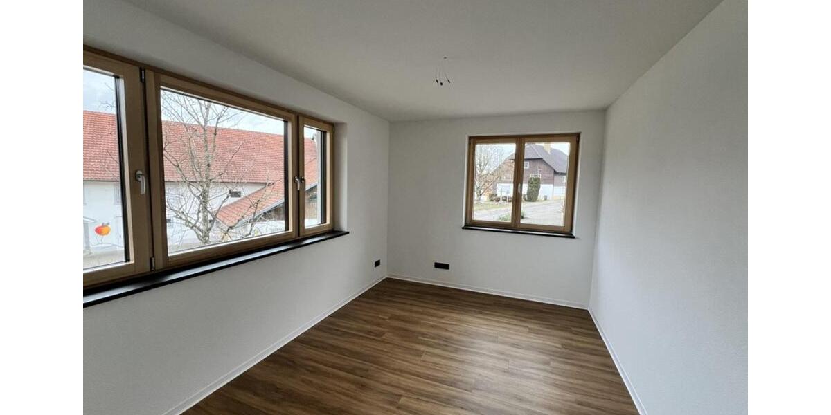 Etagenwohnung Albbruck - 4 Zimmer, 97 m&sup2;, 1.358&euro; | Angebot:24847935