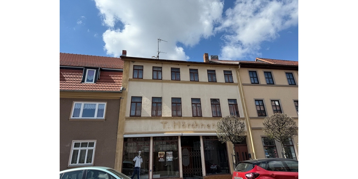 Charaktervolles Haus mit Potenzial - Mehrfamilienhaus, Wohnhaus Ohrdruf Marktstraße | Angebot:22431947