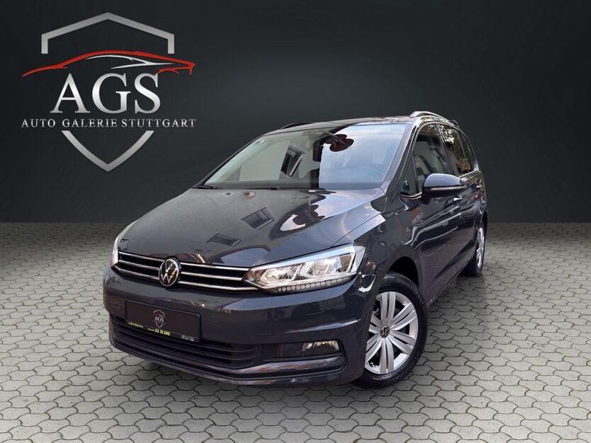 VW Touran 146.000 km 22.990 € Stuttgart 70376