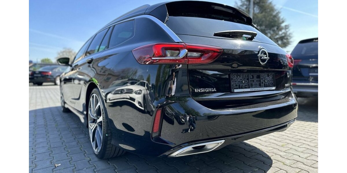 Opel Insignia B Sports Tourer GSi 4x4 / Headup / Pano 140.000 km 11.890 &euro; Mönchengladbach 41066