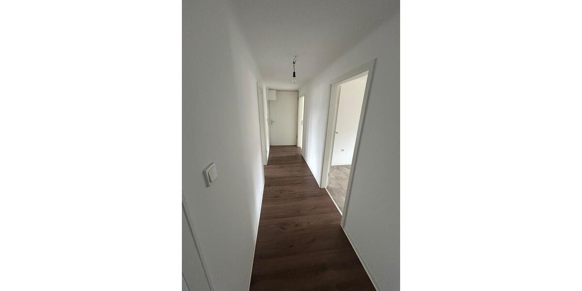 Dachgeschoßwohnung Berlin Tempelhof-Schöneberg - 3 Zimmer, 80 m&sup2;, 650&euro; | Angebot:26323688