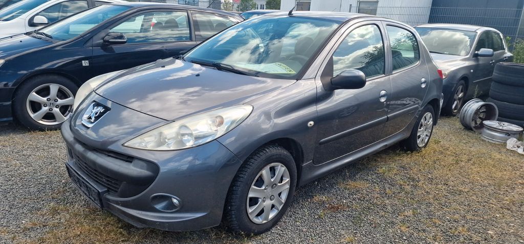 Peugeot 206 170.000 km 1.990 &euro; Bad Kreuznach 55543