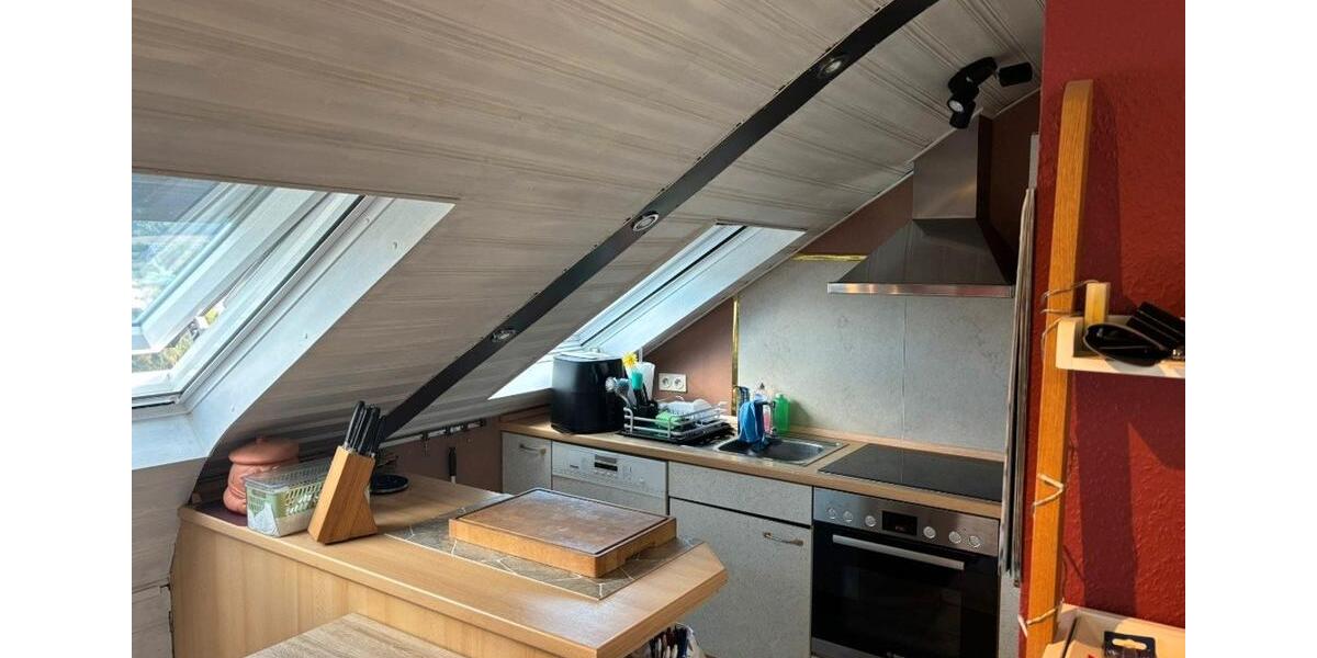 Dachgeschoßwohnung Weinheim - 3 Zimmer, 65 m&sup2;, 173.000&euro; | Angebot:25979076