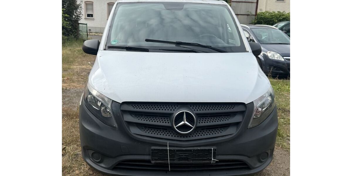 Mercedes-Benz Vito 207.260 km 10.900 &euro; Chemnitz 09224