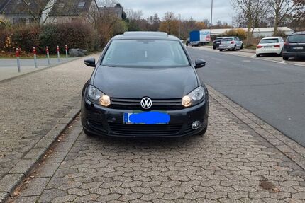 VW Golf 141.000 km 6.500 &euro; Bonn 53225