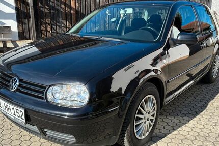 VW Golf 272.000 km 2.250 &euro; Altmannstein 93336
