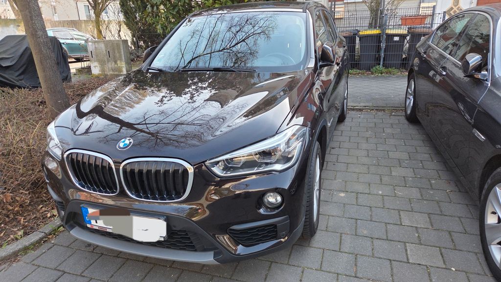 BMW X1 62.000 km 17.200 &euro; Frankfurt am Main 60389