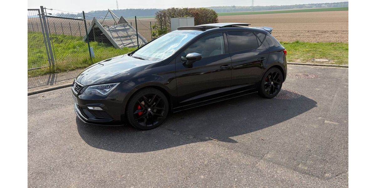 Seat Leon 123.000 km 13.950 &euro; Gangelt 52538