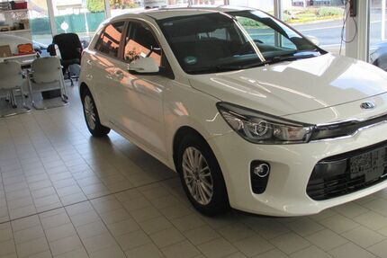 Kia Rio 82.400 km 11.490 € Langenfeld 40764