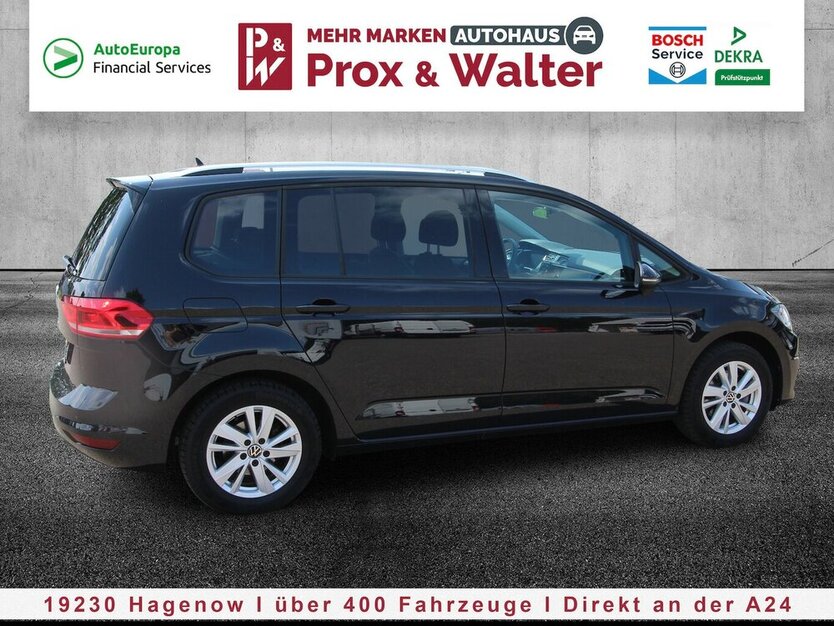 VW Touran 1.5 TSI 7-DSG Comfortline 7-SITZ+NAVI+AHK 25.069 km 32.790 € Hagenow 19230