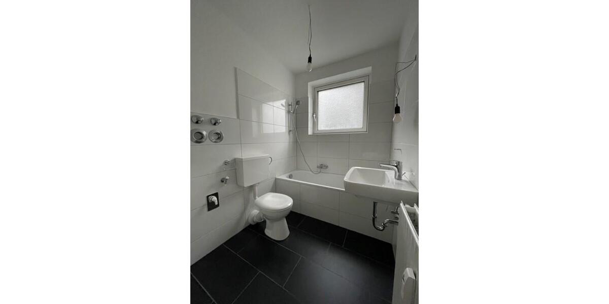 Etagenwohnung Wilhelmshaven Fedderwardergroden - 5 Zimmer, 92 m&sup2;, 629&euro; | Angebot:25963343