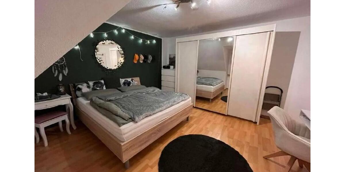 Dachgeschoßwohnung Essen Stadtbezirk IV - 2 Zimmer, 60 m&sup2;, 110.000&euro; | Angebot:26311669