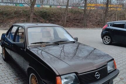 Opel Ascona 57.974 km 3.950 € Bochum 44894
