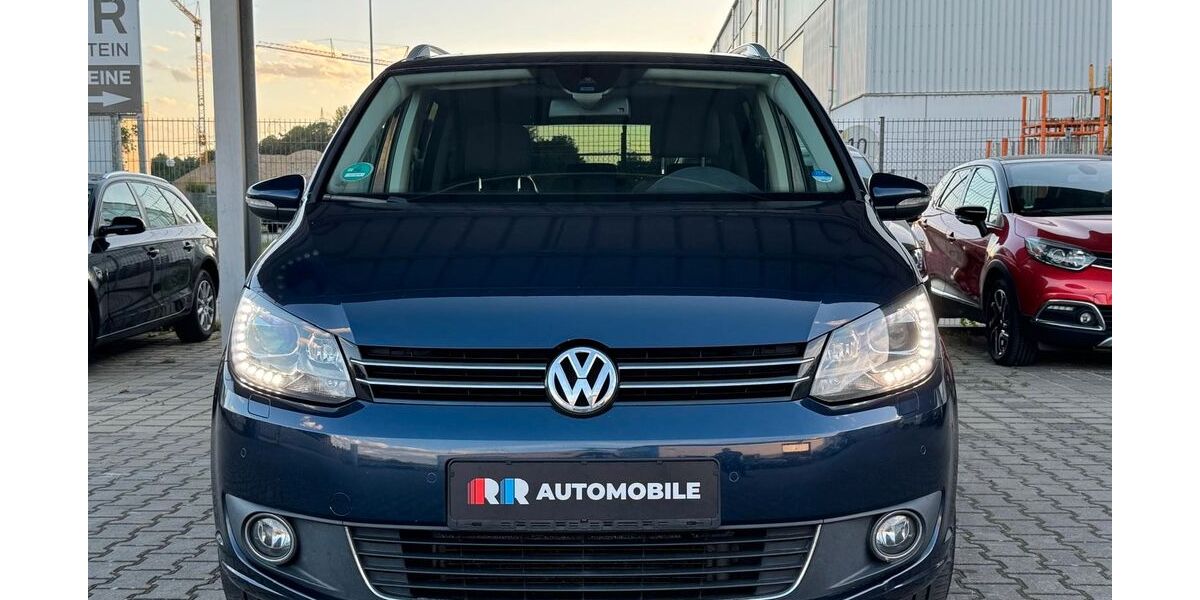 VW Touran 245.000 km 8.190 &euro; Großmehring 85098