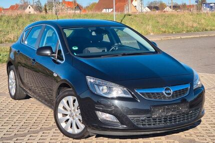 Opel Astra 124.500 km 6.499 &euro; Halle 06128