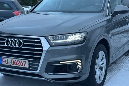 Audi Q7 178.533 km 23.990 &euro; FÜRTH 90763