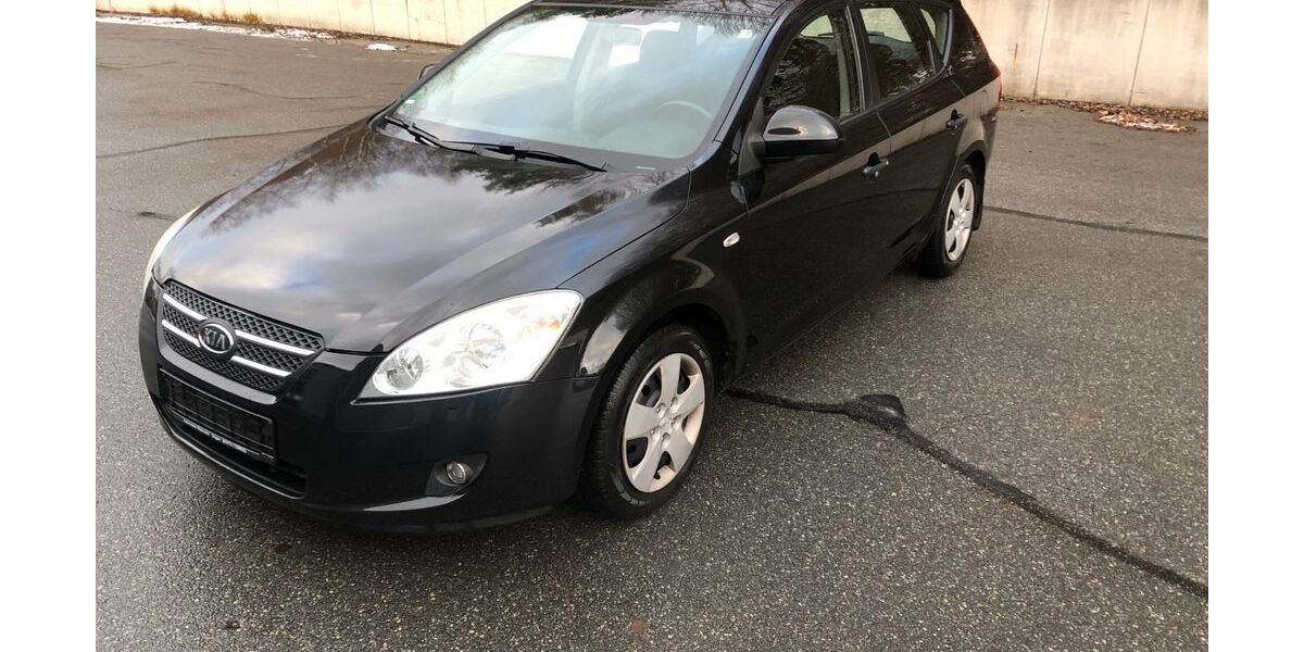 Kia ceed / Ceed 155.892 km 2.950 &euro; Fürstenstein 94538