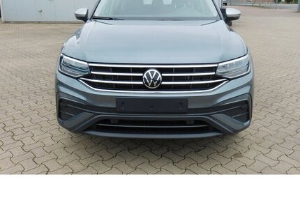 VW Tiguan Allspace 1.5 TSI Life 7 Sitze Navi DSG 31.900 km 28.690 &euro; Vordorf 38533