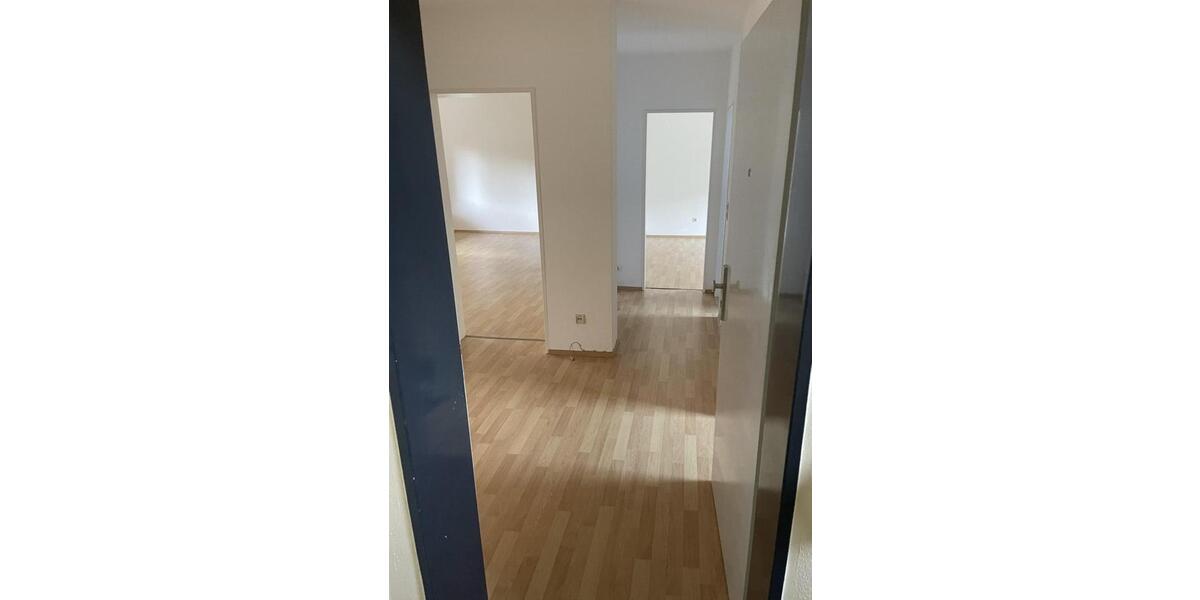 Etagenwohnung Rendsburg - 3 Zimmer, 76 m&sup2;, 820&euro; | Angebot:26393163