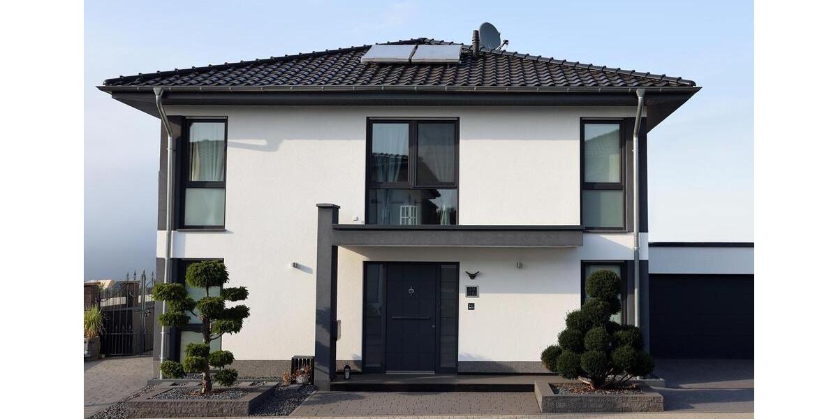 Villa Euskirchen Dom-Esch - 5.5 Zimmer, 200 m&sup2;, 770.000&euro; | Angebot:26957884