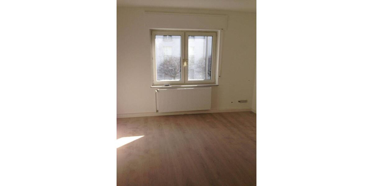 Etagenwohnung Köln Sürth - 3 Zimmer, 94 m&sup2;, 1.250&euro; | Angebot:26723163