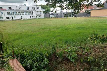 Grundstück zu verkaufen in Delmenhorst 5.500.000 € 40000 m² zimmer