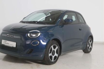 Fiat 500e 10.680 km 11.980 &euro; Pilsach 92367