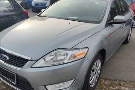Ford Mondeo 24.000 km 8.900 &euro; Minden 32425