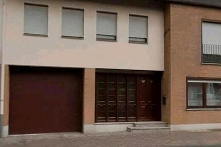 Haus Nörvenich - 4 Zimmer, 109 m&sup2;, 1.200&euro; | Angebot:27615766