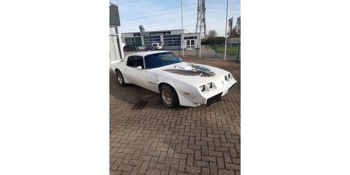 Pontiac Trans Am 9.999 km 52.900 € Wesel 46485