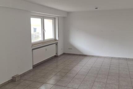 Erdgeschoss- Wohnung + EBK in Sinntal-Weiperz zimmer