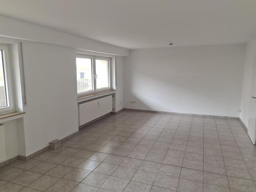 Erdgeschoss- Wohnung + EBK in Sinntal-Weiperz zimmer