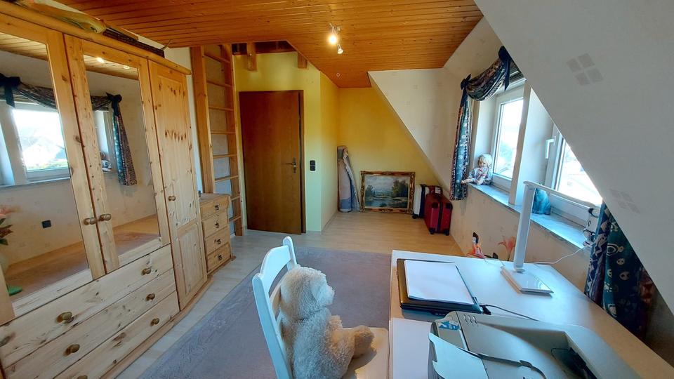 Einfamilienhaus Bad Berleburg - 5 Zimmer, 214 m&sup2;, 275.000&euro; | Angebot:26989357