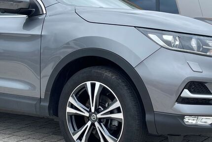 Nissan Qashqai 82.000 km 13.500 &euro; Dessau-Roßlau 06847