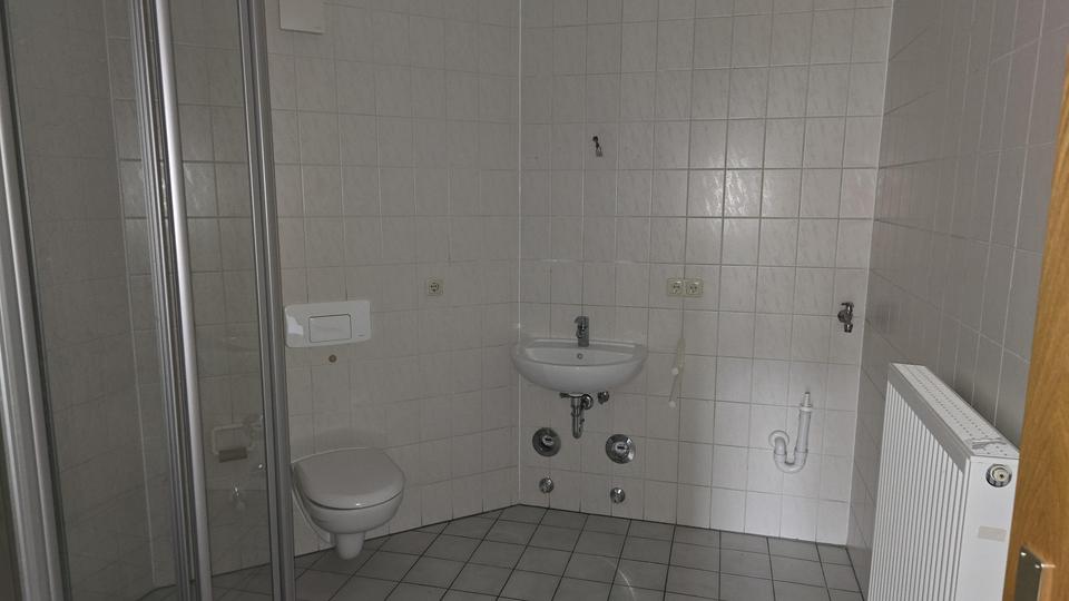 Dachgeschoßwohnung Adorf/Vogtland Vogtland - 3 Zimmer, 89 m&sup2;, 450&euro; | Angebot:24015042