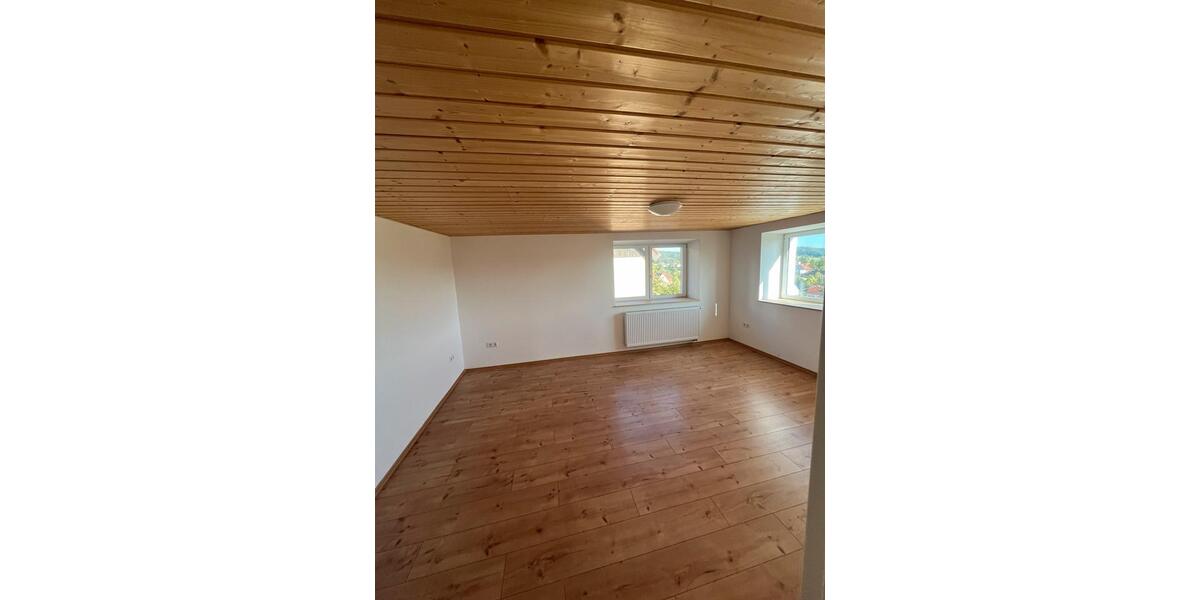 Bauernhaus, Landhaus Rottenburg am Neckar - 4 Zimmer, 135 m&sup2;, 1.100&euro; | Angebot:25420875