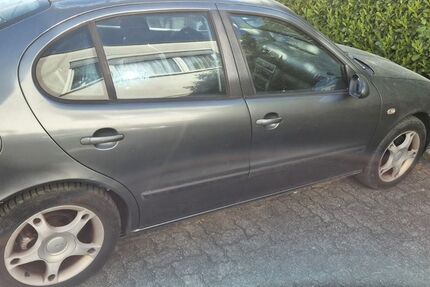 Seat Toledo 189.000 km 1.350 &euro; Rheinfelden 79618