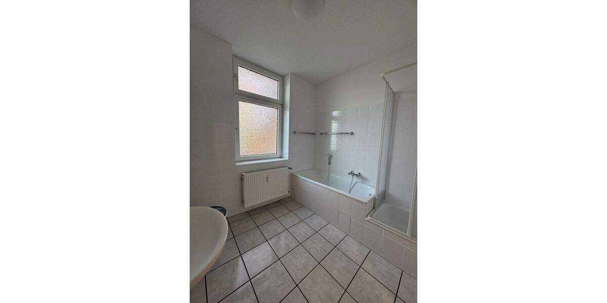 Etagenwohnung Gelsenkirchen Neustadt - 4 Zimmer, 103 m&sup2;, 732&euro; | Angebot:25339795