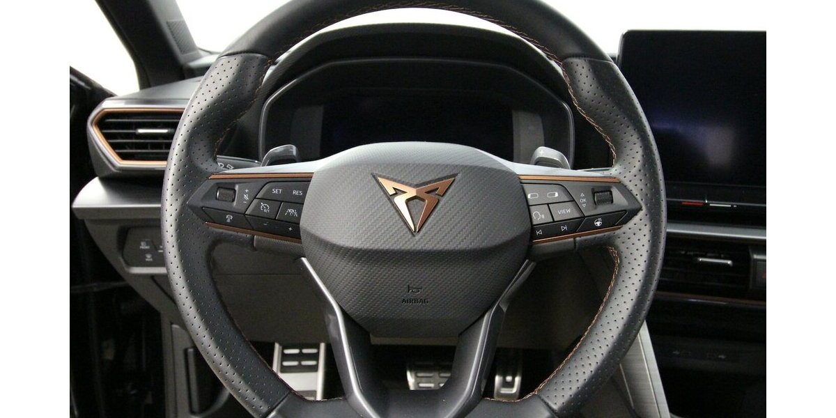 Cupra Leon Sportstourer e-HYBRID 6-DSG NAVI+LED+ACC 10.273 km 28.900 &euro; Hagenow 19230