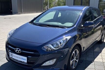 Hyundai i30 34.616 km 11.890 &euro; Hemsbünde 27386
