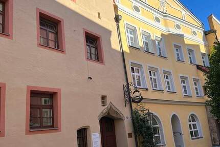 Gewerbeobjekt Burghausen - 1 Zimmer, 930.000&euro; | Angebot:25837152