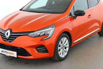 Renault Clio 9.393 km 14.650 € Köln 50739