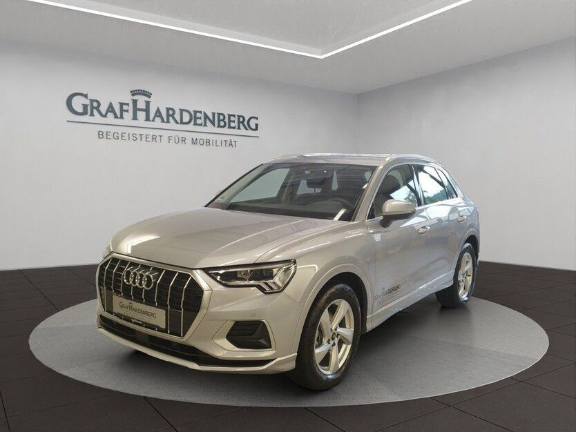 Audi Q3 1.909 km 47.980 € Tuttlingen 78532