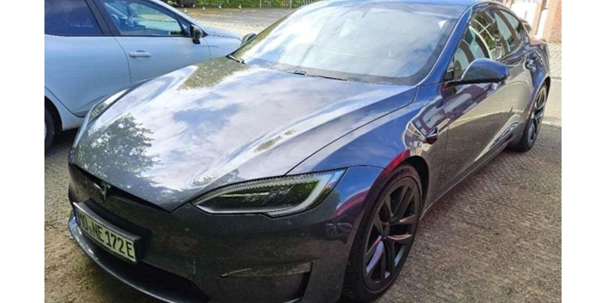 Tesla Model S 76.604 km 62.900 &euro; München 80997