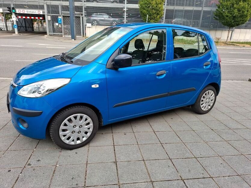i10