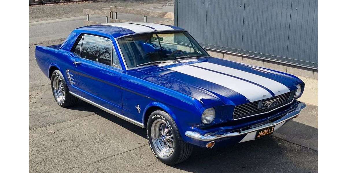 Ford Mustang 117.000 km 32.990 &euro; Breitscheid 35767