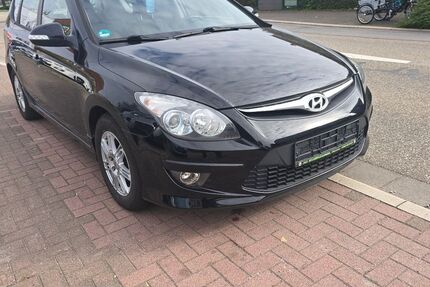 Hyundai i30 140.000 km 3.900 € Oftersheim 68723