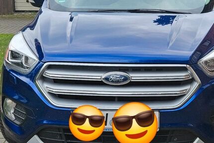 Ford Kuga 125.500 km 12.900 &euro; Bremervörde 27432