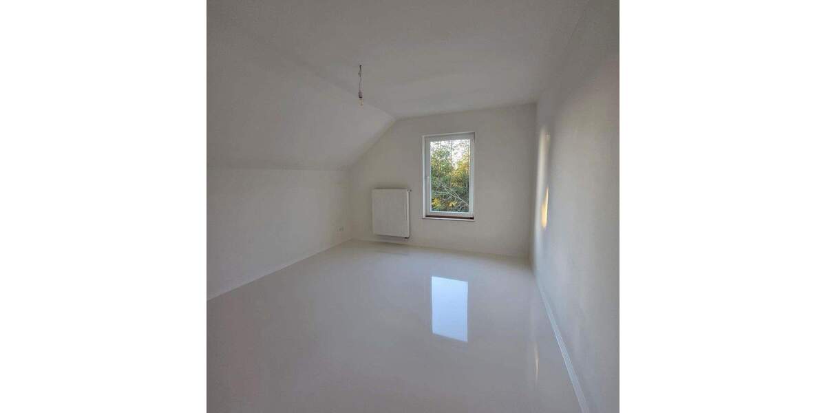 Einfamilienhaus Hohenmölsen - 5 Zimmer, 121 m&sup2;, 385.000&euro; | Angebot:25277430